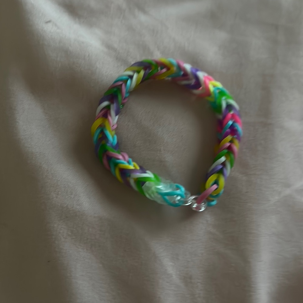 Cute Rainbow Loom Bracelet